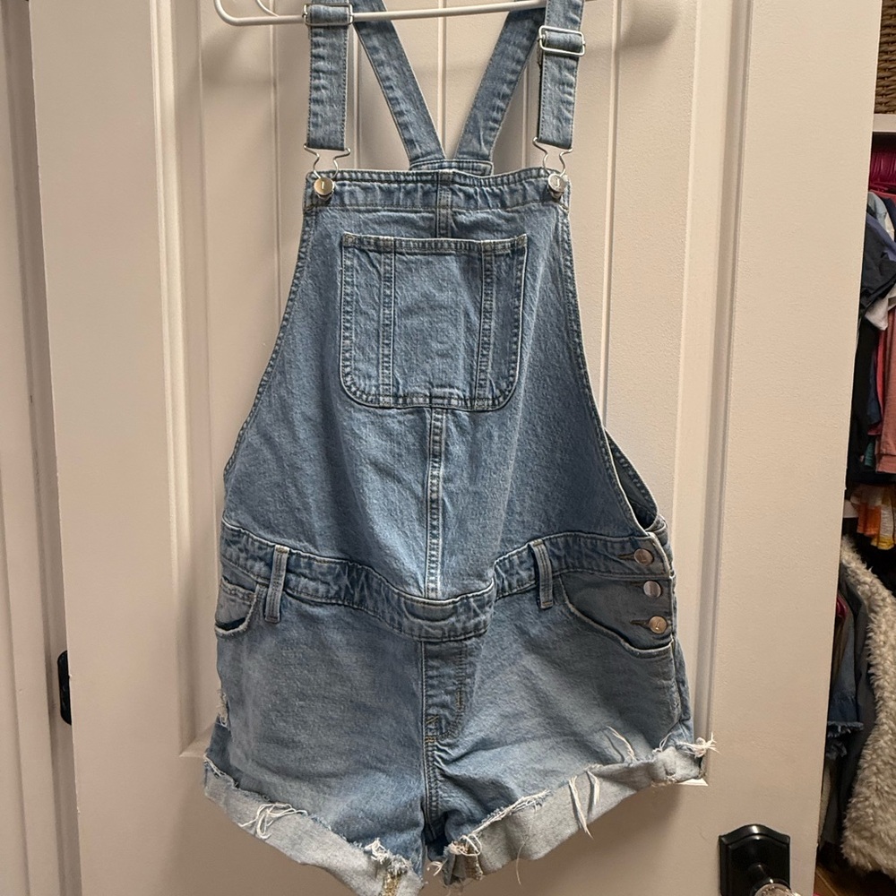 Blue Jean Shorts with Distressed Hem and Bib Front